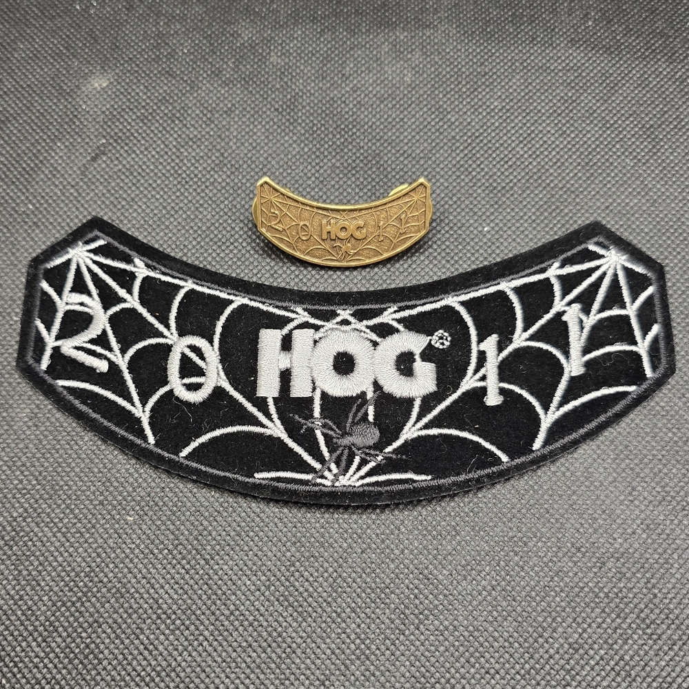 2011 Harley Davidson Owners Group HOG Rocker Patch Lapel Pin